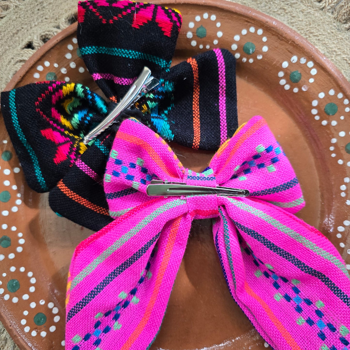 Cambaya Clip On Bows Set