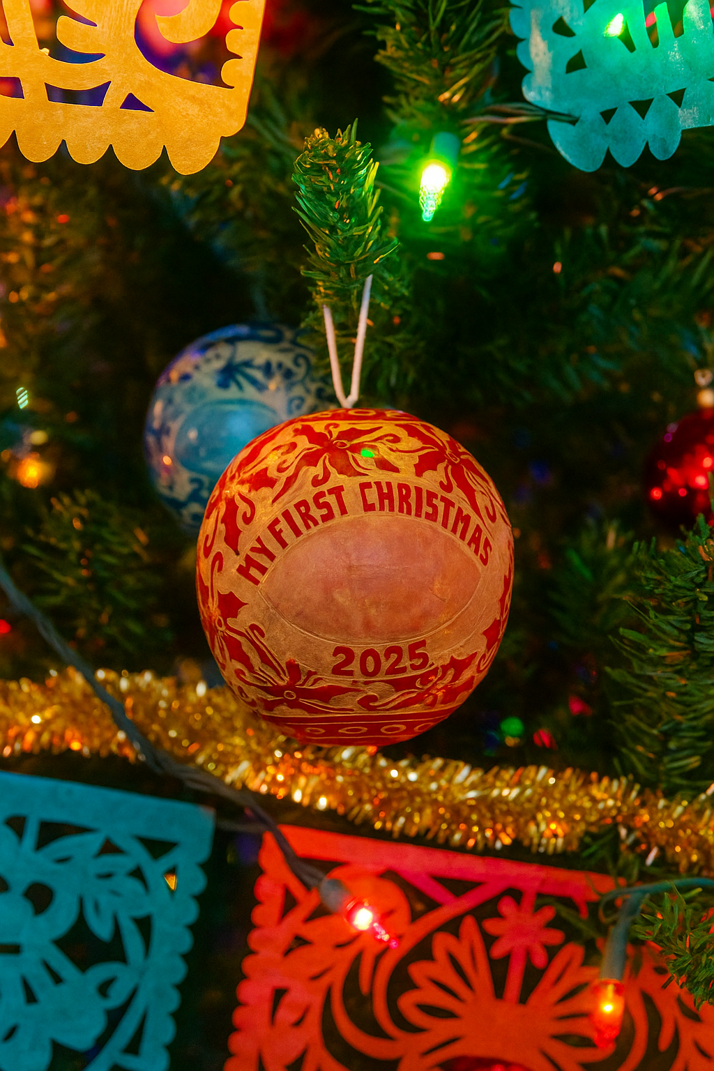 HOT SALE🔥 40%OFF "My First Christmas 2025" Handcarved Jicara (Gourd) Ornaments