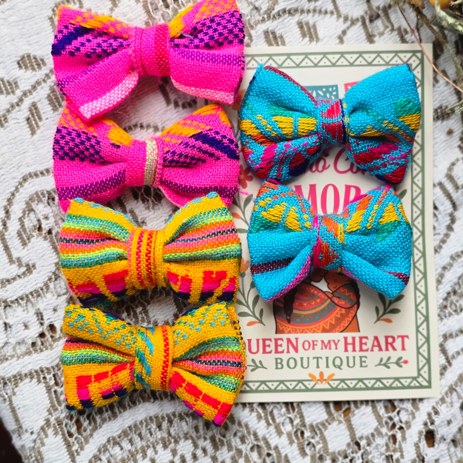 Clip On Cambaya Bows